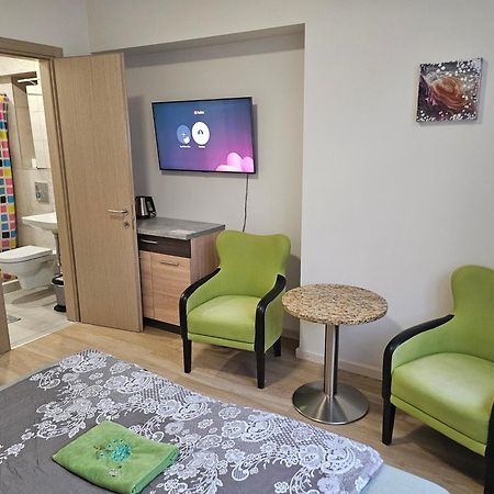 Kauno Apartamentai King Size Bed Kaunas Luaran gambar